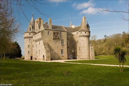 chateau de kérouzéré